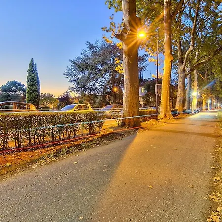 Nice For Two!! Toulouse!!! *